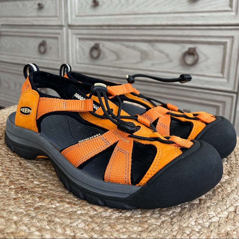 Keen Women’s Venice H2 - Mango Orange